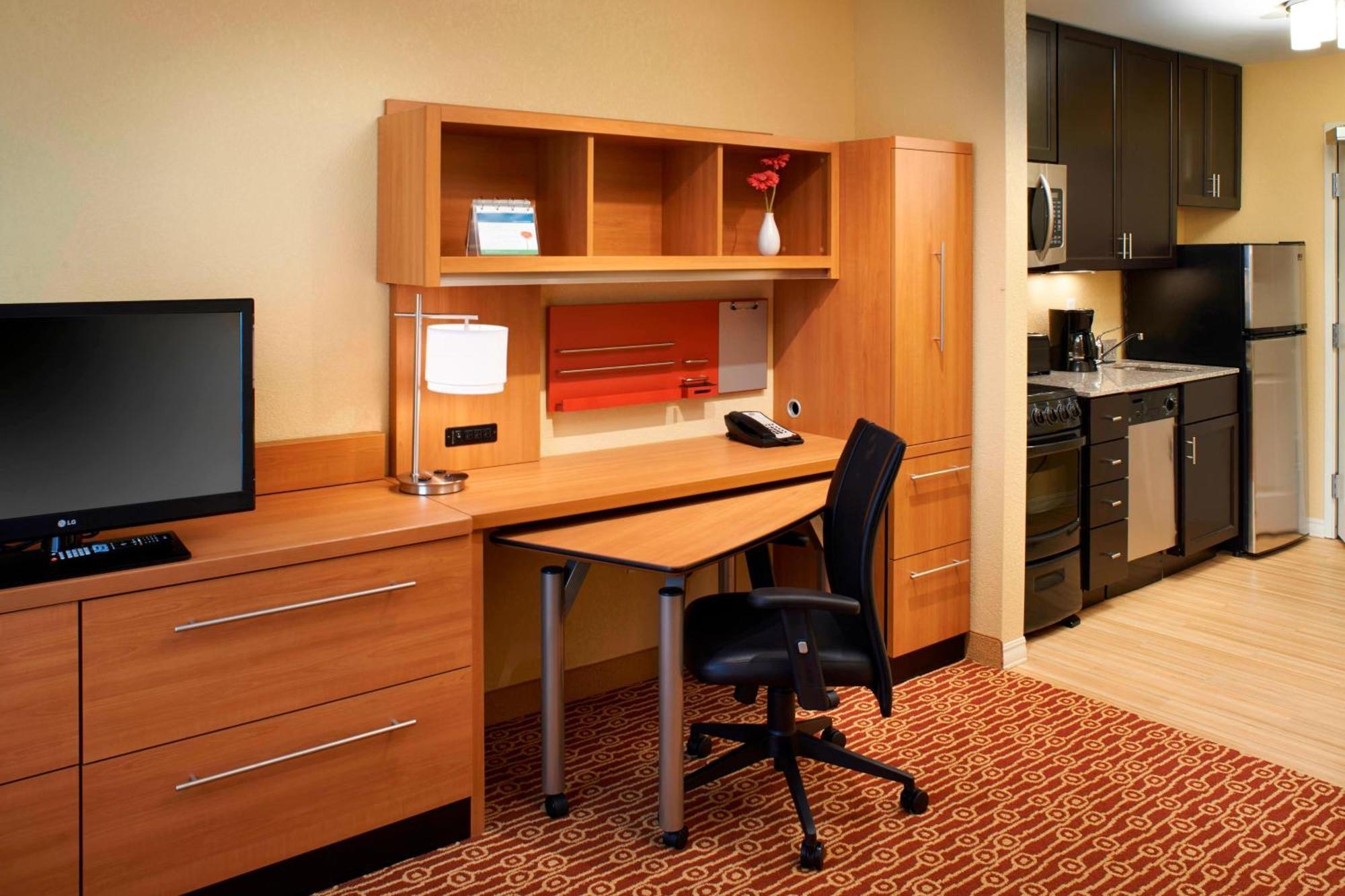 Towneplace Suites By Marriott Saginaw Exterior foto