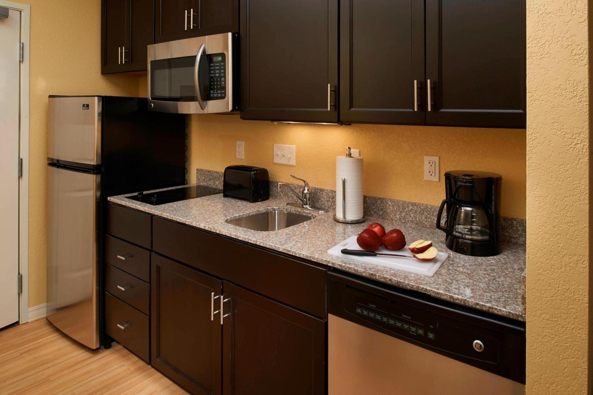 Towneplace Suites By Marriott Saginaw Exterior foto